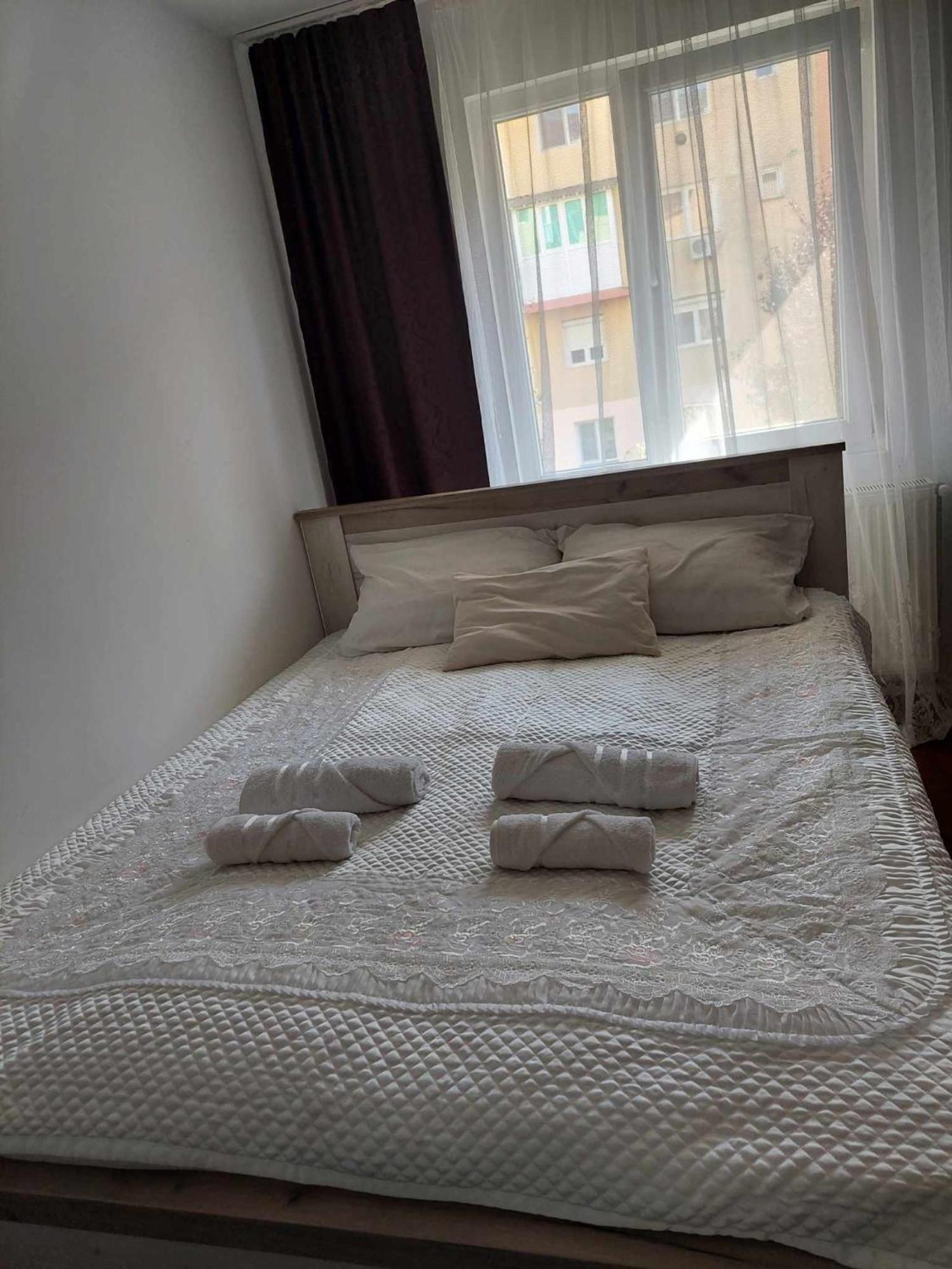 A&D Daire Reșița Dış mekan fotoğraf